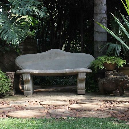 Francor Guesthouse Pretoria Exterior photo