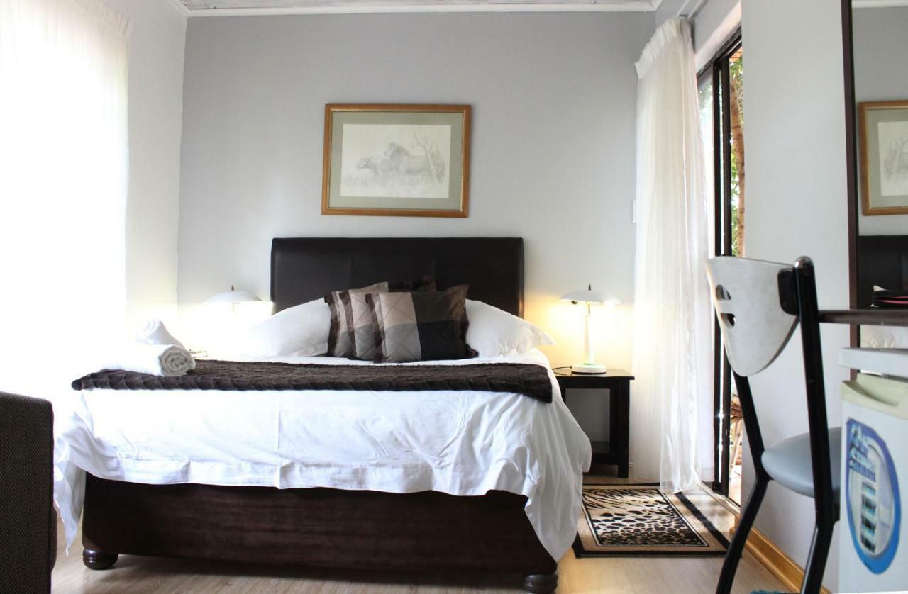 Francor Guesthouse Pretoria Exterior photo