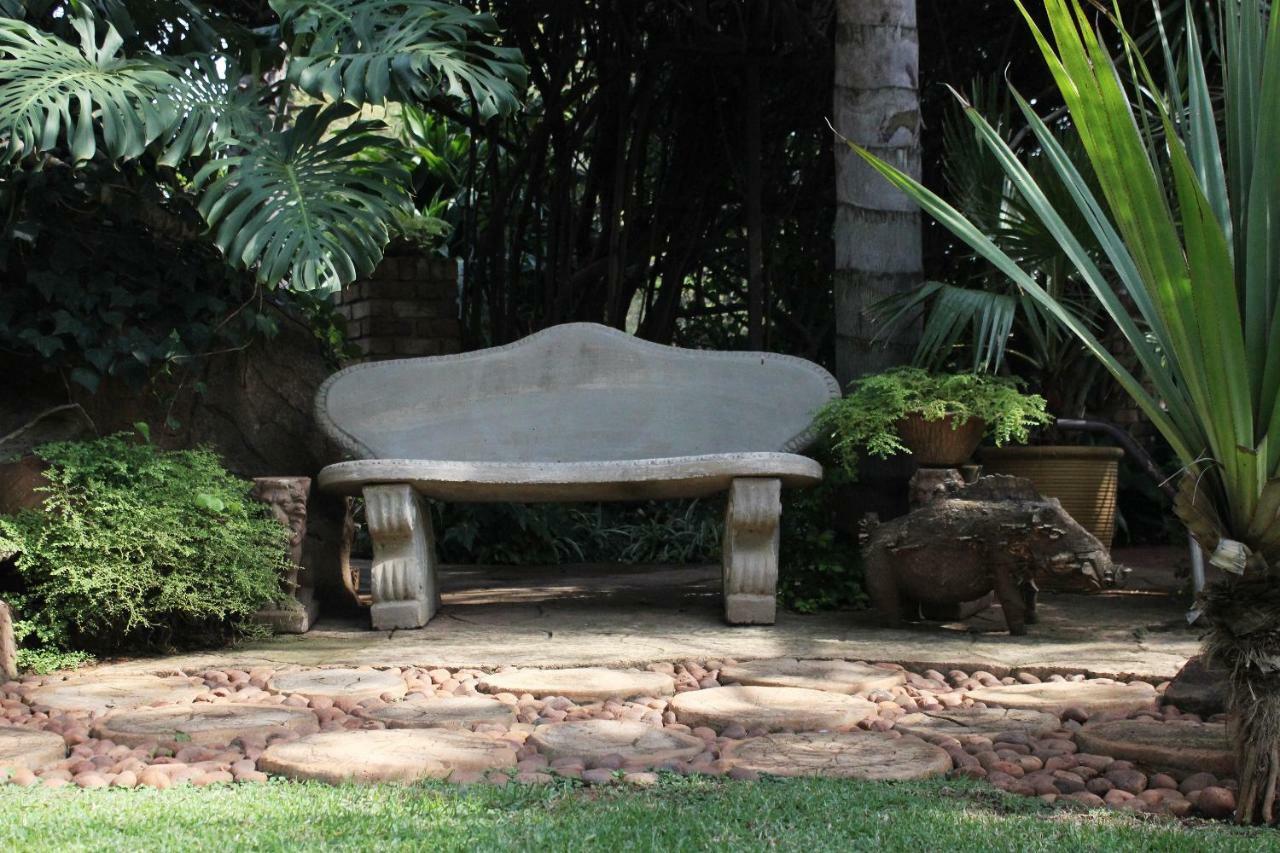 Francor Guesthouse Pretoria Exterior photo